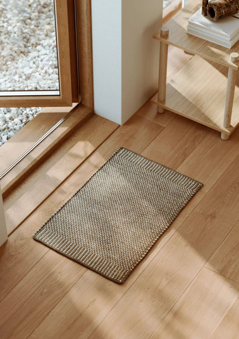 Rombo Mat - 40 X 90 - Woud Rugs - Grey - HORNE