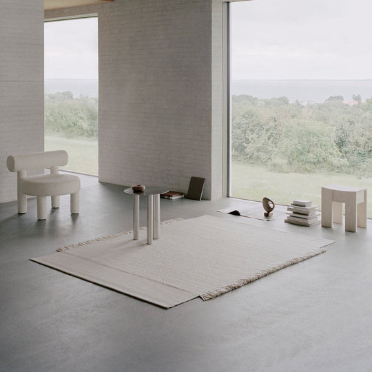 Silent Path rug in Ivory 200x300 (6.6' x 9.8')