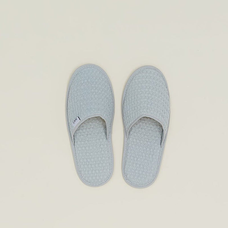 SIMPLE WAFFLE SLIPPERS - DARK GREY - Small - Dark Grey by Hawkins New York