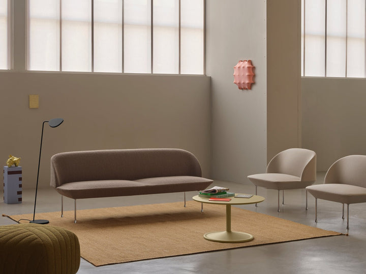 Soft Coffee Table - Round - Muuto Table + Task - Large - Solid Oak/Grey - HORNE