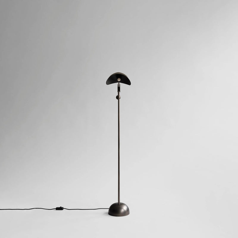 Stingray Floor Lamp - 101 Copenhagen Lighting - HORNE