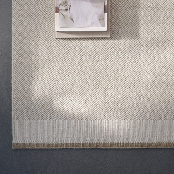 Stratum Echo rug in White 200x300 (6.6' x 9.8')