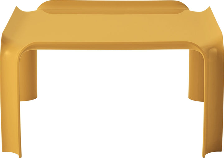T877 Side Table - Gubi Side Tables - Honey Gold - Honey Gold - HORNE