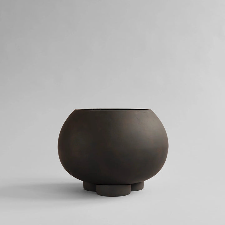 Urchin Plant Pot - 101 Copenhagen Vases - Medio - Coffee - HORNE