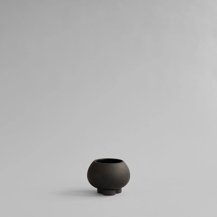 Urchin Plant Pot - 101 Copenhagen Vases - Petit - Coffee - HORNE
