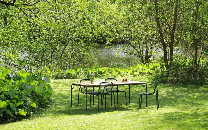Vig Table Wood - Normann Copenhagen Outdoor Tables - Vig Table 90 x 200 cm Wood - Vig Table 90 x 200 cm Robinia - Dark Green - HORNE