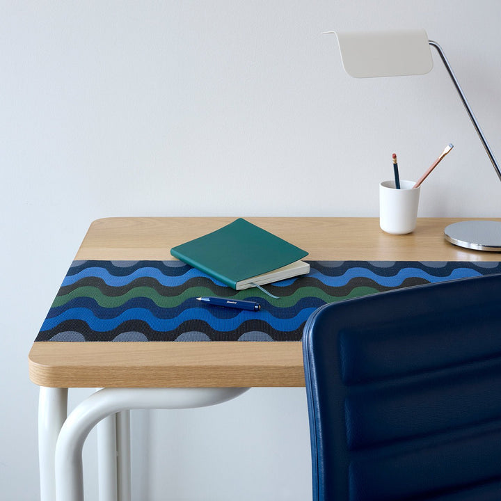 Wiggle Table Runner lifestyle