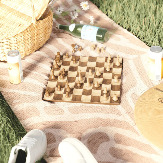 Wobble Chess Set - Umbra - HORNE