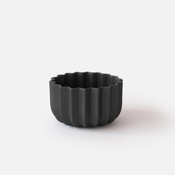 Wrap Planter - Misewell Pots & Planters - black - 7 inch - HORNE
