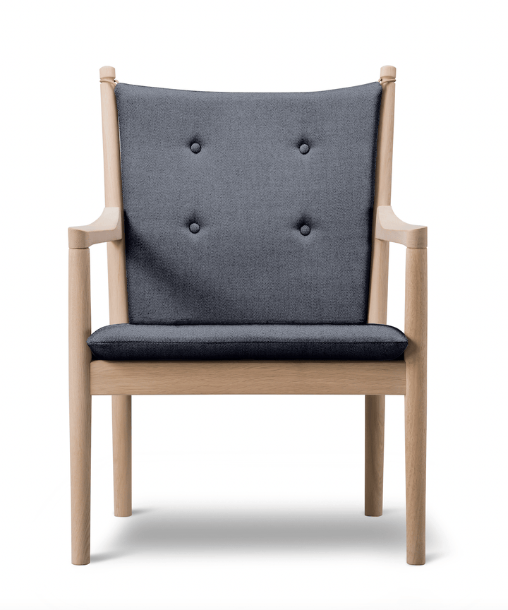 1788 Easy Chair - Soap Treated Oak - Fredericia - Chairs - Rime 791 - HORNE
