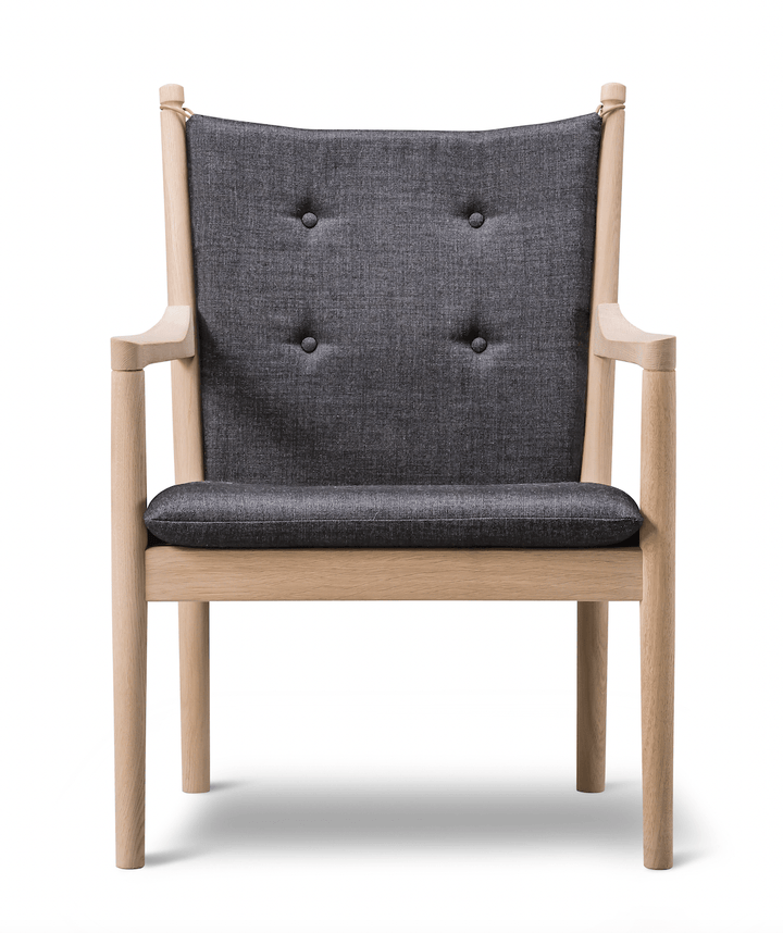 1788 Easy Chair - Soap Treated Oak - Fredericia - Chairs - Canvas 174 - HORNE