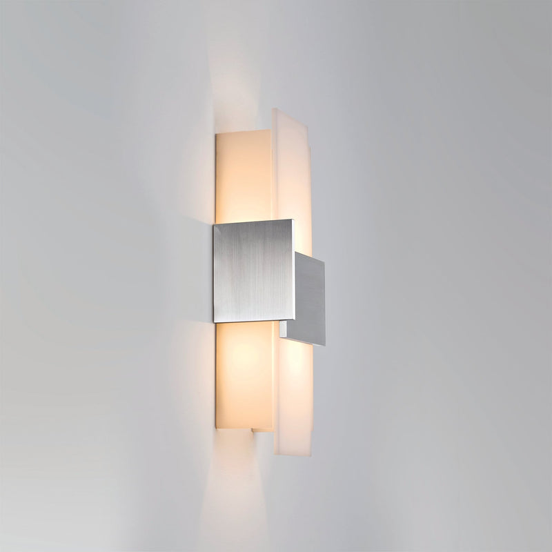 Acuo LED Sconce