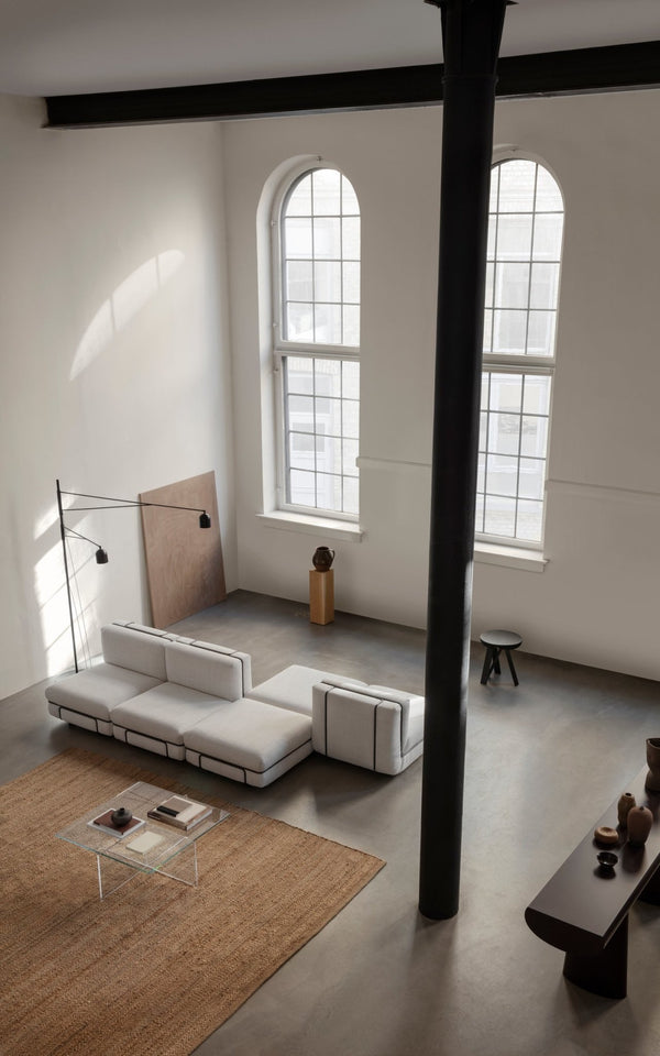 Awkward Light Floor Lamp - Karakter - Floor Lamps - HORNE