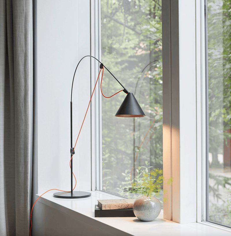 Ayno Table Lamp - Midgard - Table + Task - Black - HORNE