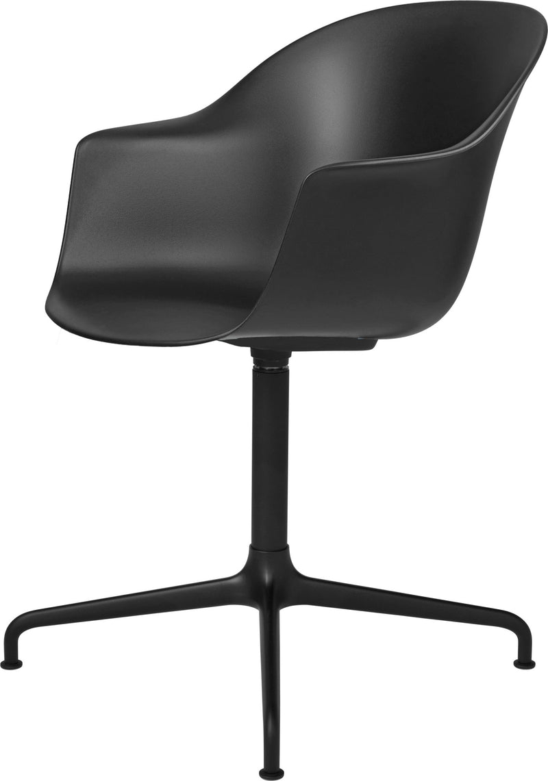 Bat Meeting Chair - Black Base - Gubi - Chairs - Black - HORNE