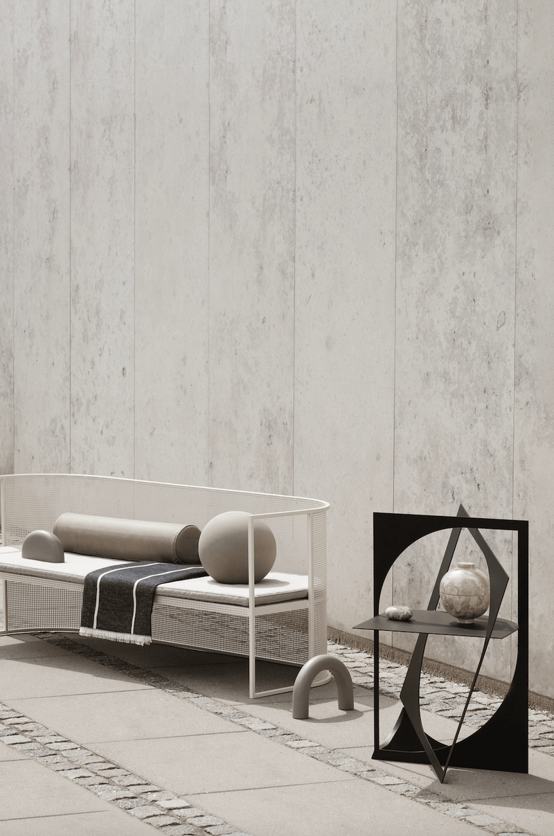 Bauhaus Lounge Bench - HORNE