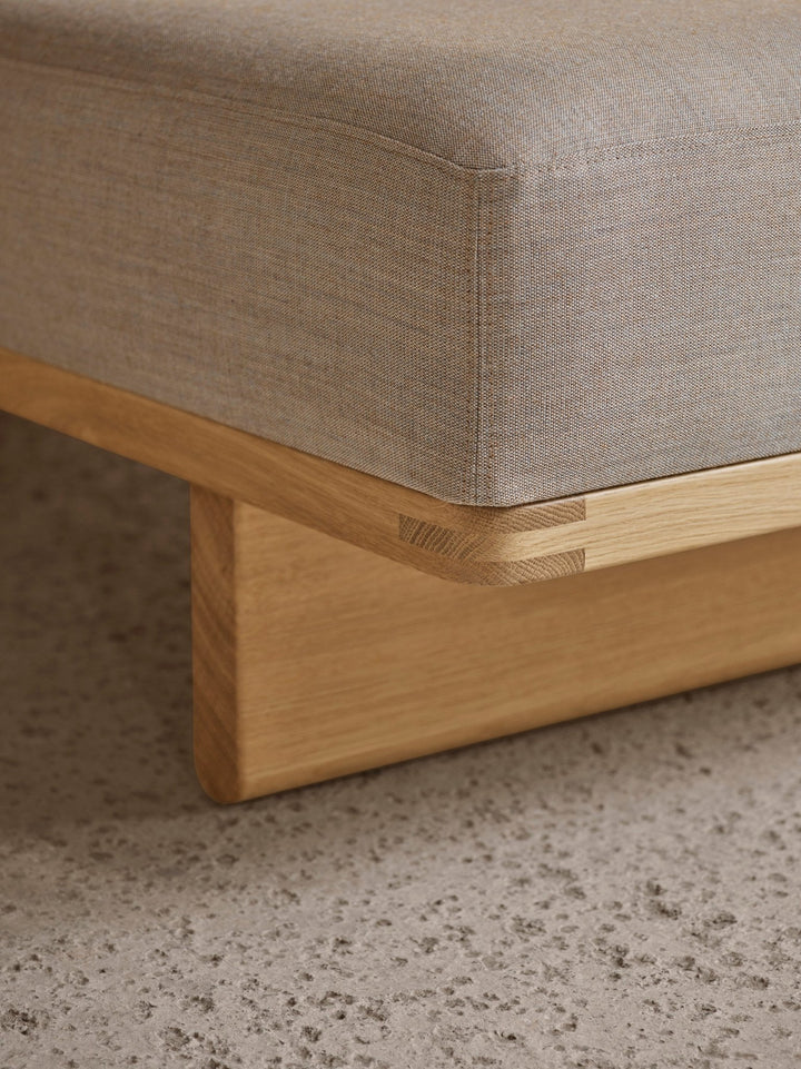 BM0865 Convertible Oak Daybed Couch