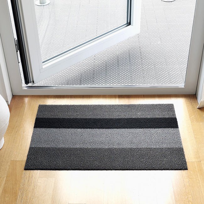 Bold Stripe Shag Rug - Chilewich - Rugs - Black/White - Doormat - HORNE