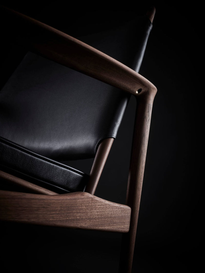 Broadway Lounge Chair - Eikund - Chairs - Semi - Aniline Black - White Oiled Oak - HORNE