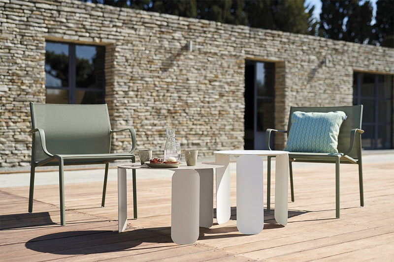 Cadiz Low Armchair - Stereo Fabric - Set of 4 - Fermob - Outdoor Furniture - Acapulco Blue - HORNE