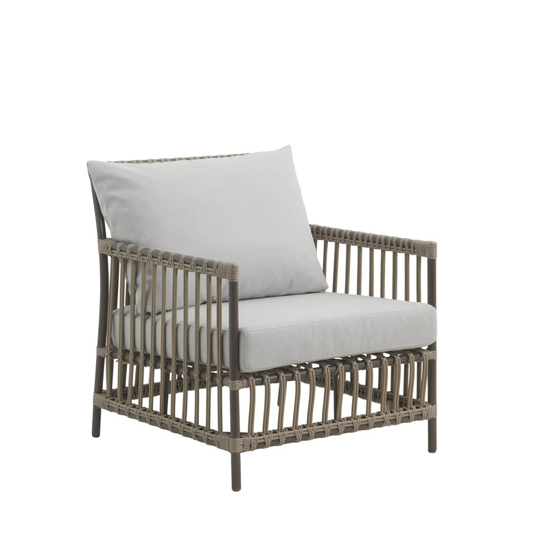 Caroline Lounge Chair - Exterior - Sika Design - Outdoor Furniture - Dove White - Sunbrella Sailcloth Seagull - HORNE