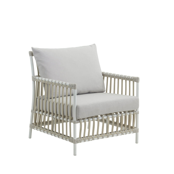 Caroline Lounge Chair - Exterior - Sika Design - Outdoor Furniture - Dove White - Sunbrella Sailcloth Seagull - HORNE