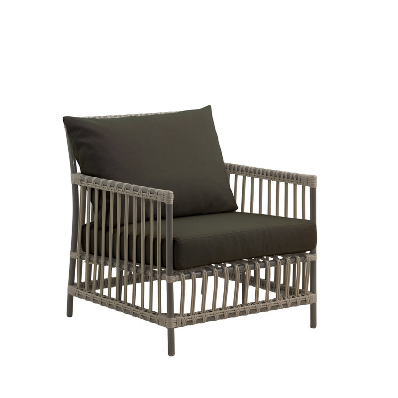 Caroline Lounge Chair - Exterior - Sika Design - Outdoor Furniture - Dove White - Sunbrella Sailcloth Seagull - HORNE