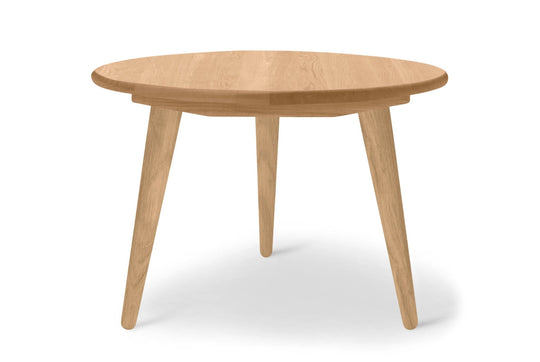 Small, round oak wood coffee table by Carl Hansen & Son