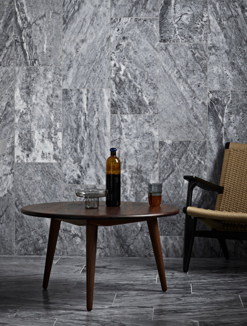 Small, round oak wood coffee table by Carl Hansen & Son