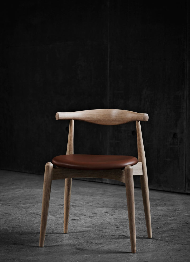 CH20 Elbow Chair - Carl Hansen & Son - Chairs - Soaped Beech - Fabric - Gabriel Mood - 04104 - HORNE
