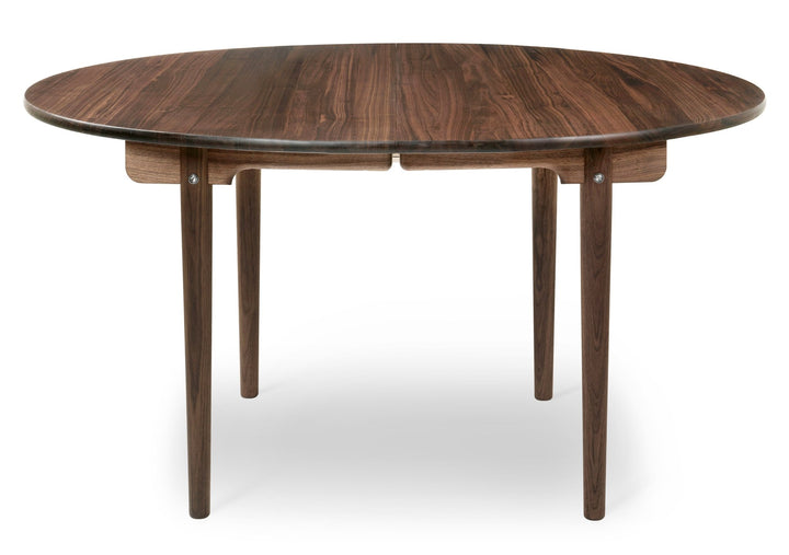 CH337 Round Table - Carl Hansen & Son - Tables - Oiled Walnut - HORNE