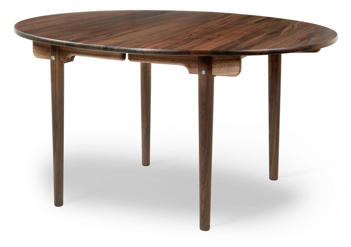CH337 Round Table - Carl Hansen & Son - Tables - Oiled Walnut - HORNE