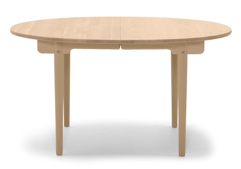CH337 Round Table - Carl Hansen & Son - Tables - Soaped Oak - HORNE