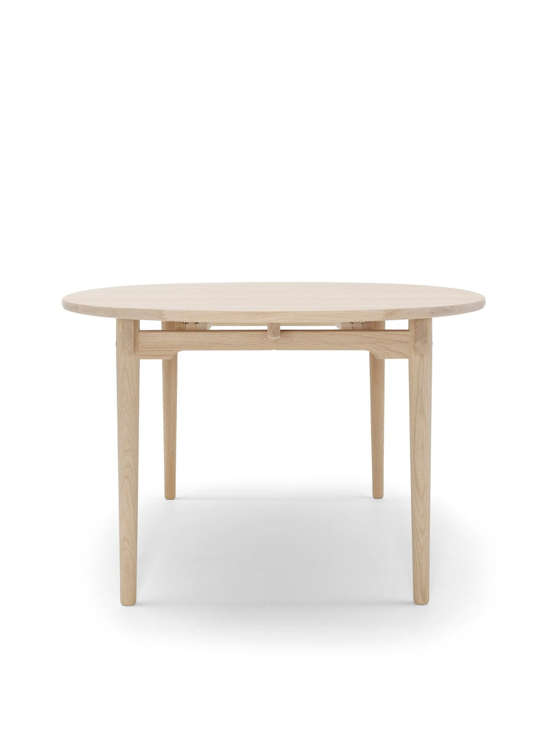 CH338 Round Table - Carl Hansen & Son - Tables - Soaped Oak - HORNE