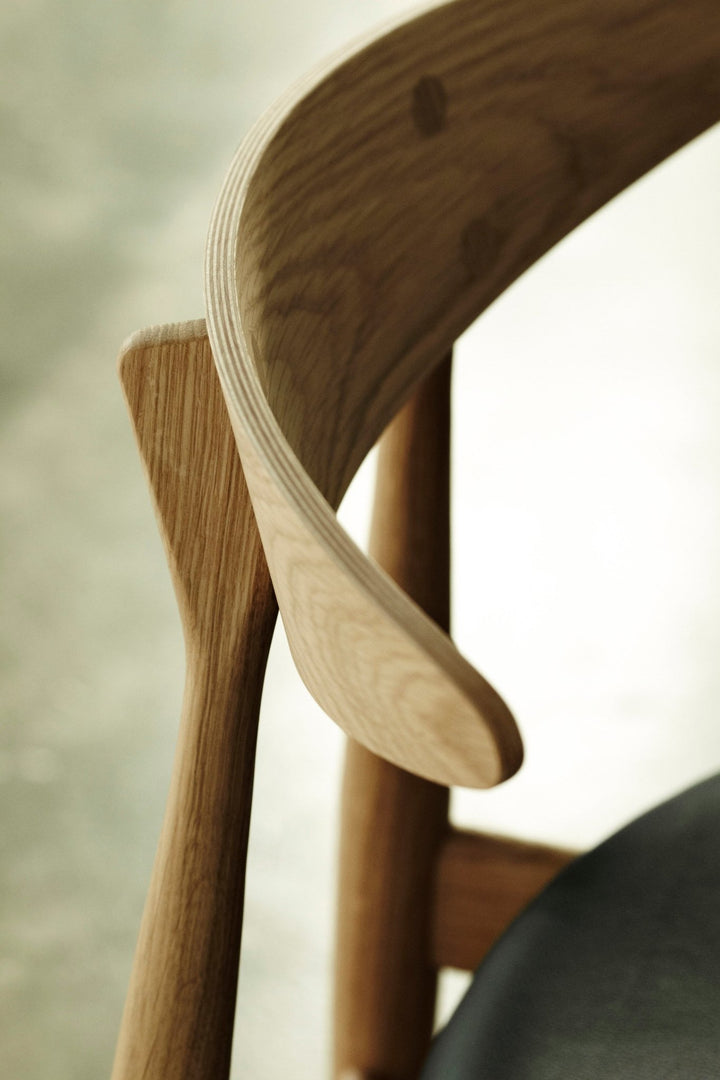 CH33P Dining Chair - Carl Hansen & Son - Chairs - Black Beech/Remix 753 Fabric - HORNE