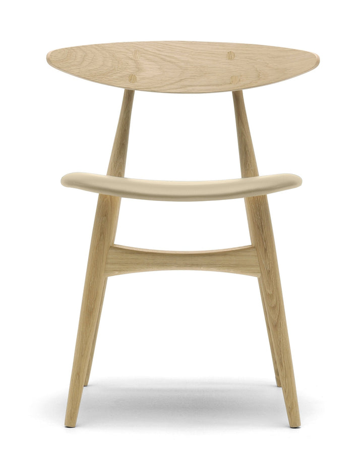 CH33P Dining Chair - Carl Hansen & Son - Chairs - Oiled Oak/Thor 300 Leather - HORNE