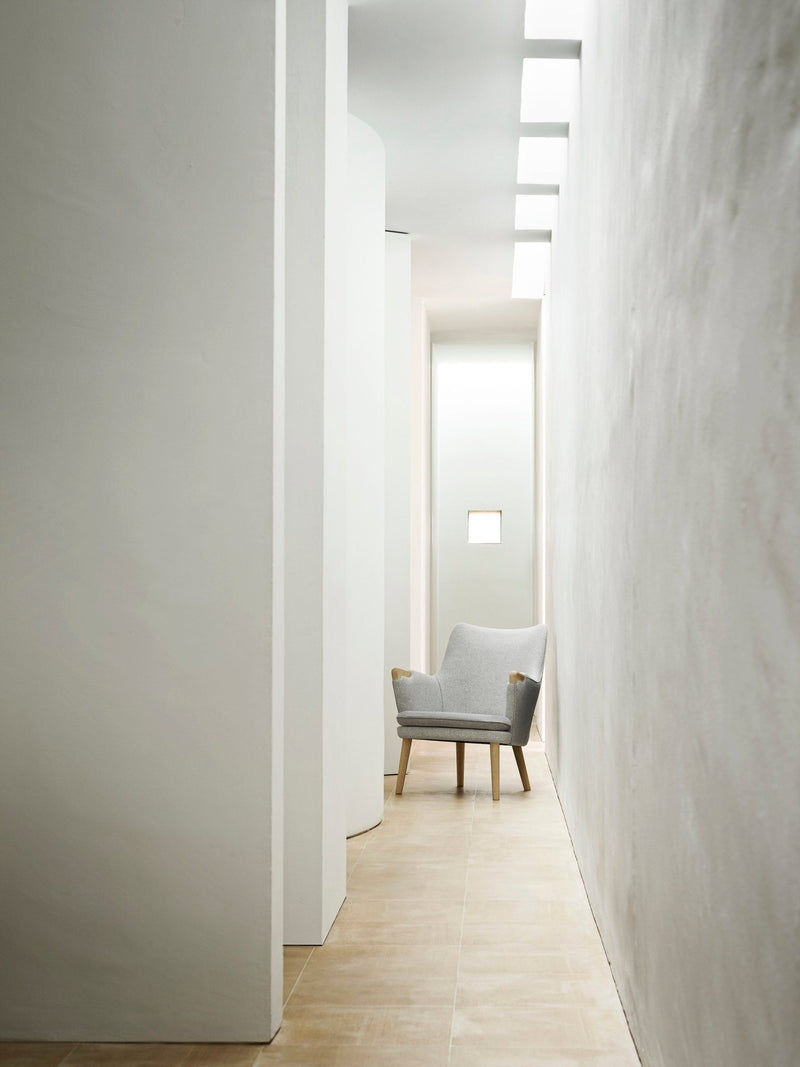 CH71 Lounge Chair - Carl Hansen & Son - Chairs - White Oiled Oak/Hallingdal 130 Cushion - HORNE