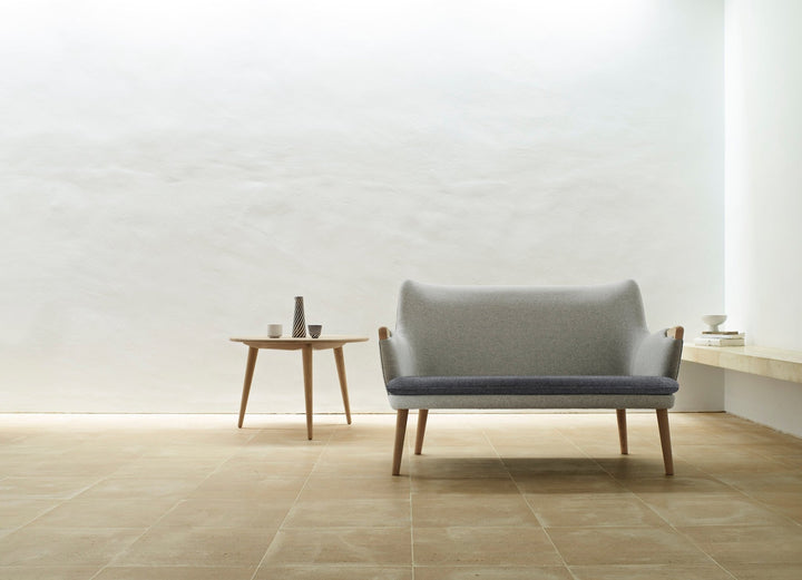 CH72 Sofa - Carl Hansen & Son - Sofas - HORNE