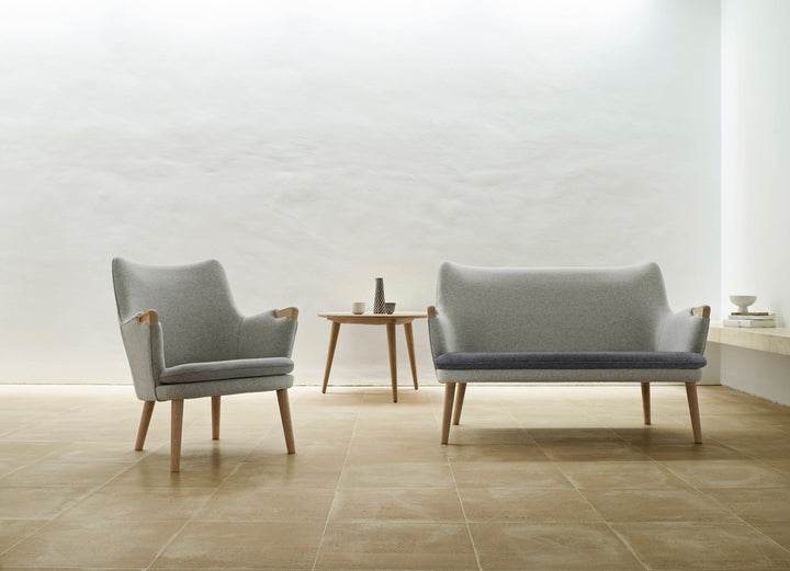 CH72 Sofa - Carl Hansen & Son - Sofas - HORNE