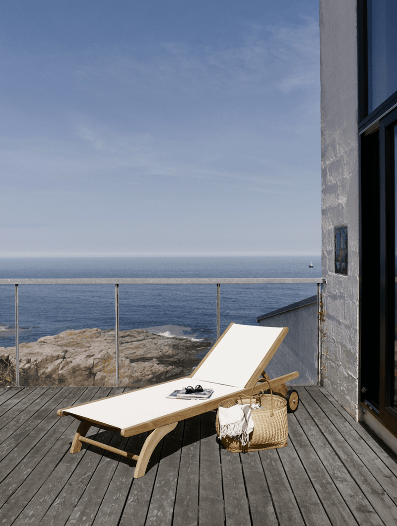 Columbus Sun Bed - Skagerak by Fritz Hansen - Outdoor Furniture - White - HORNE