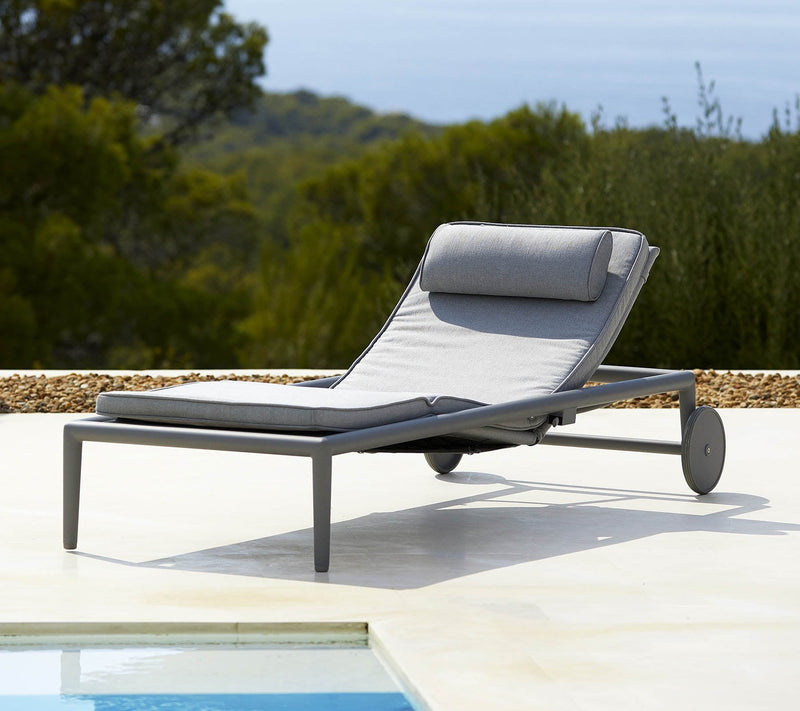 Conic Sunbed With Gas Spring - Cane Line - Outdoor Furniture - Grey - HORNE