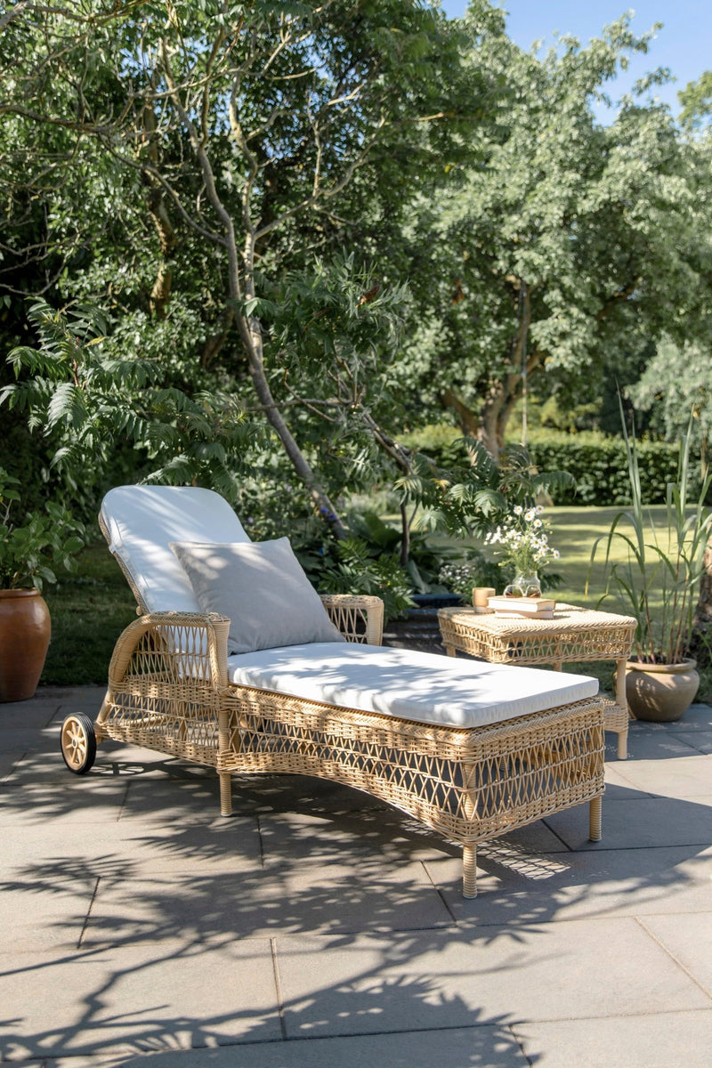 Daisy Sunbed - Exterior - Sika Design - Outdoor Furniture - Antique - HORNE
