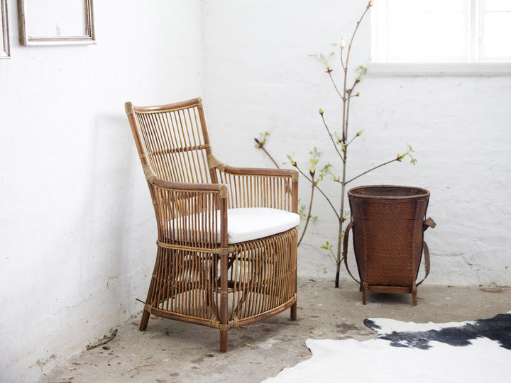 Davinci Chair - Sika Design - Chairs - Antique - Sunbrella Sailcloth Seagull - HORNE