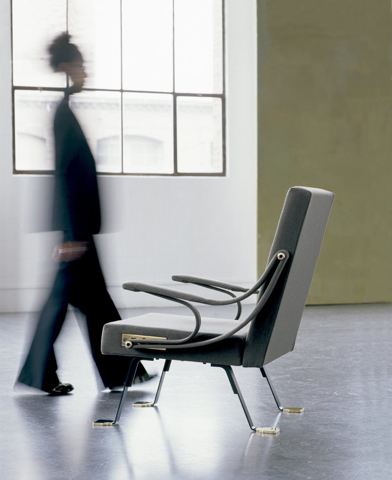 Digamma Armchair - Santa & Cole - Chairs - Gabriel Step - 60092 - HORNE