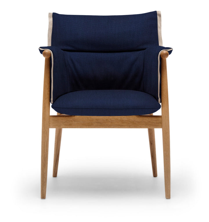 E005 Embrace Armchair - Carl Hansen & Son - Chairs - Oiled Oak/Canvas 795 Fabric - HORNE