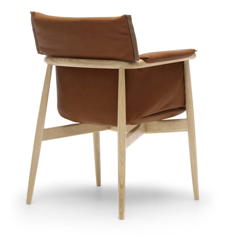 E005 Embrace Armchair - Carl Hansen & Son - Chairs - Soaped Oak/Loke 7748 Leather - HORNE