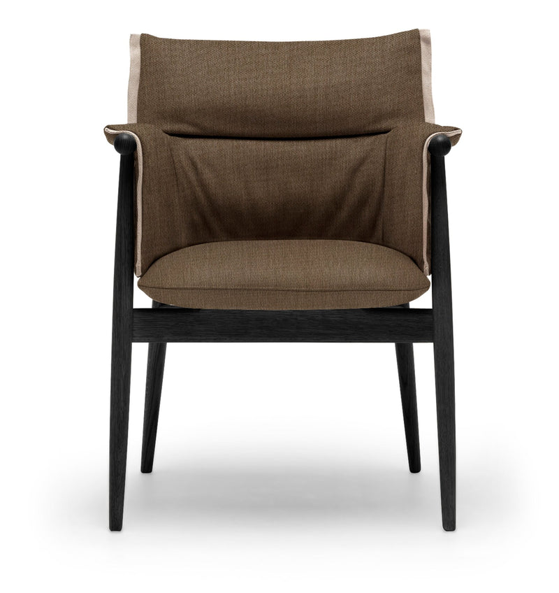 E005 Embrace Armchair - Carl Hansen & Son - Chairs - Oiled Oak/Sif 95 Leather - HORNE