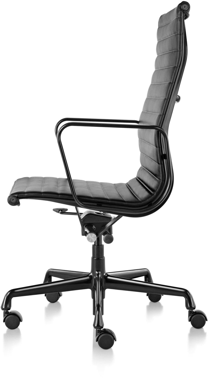Eames® Aluminum Group Executive Chair - Herman Miller® - Chairs - Manual Seat - Height Adjustment - Polished Aluminum - Prone Obsidian - HORNE