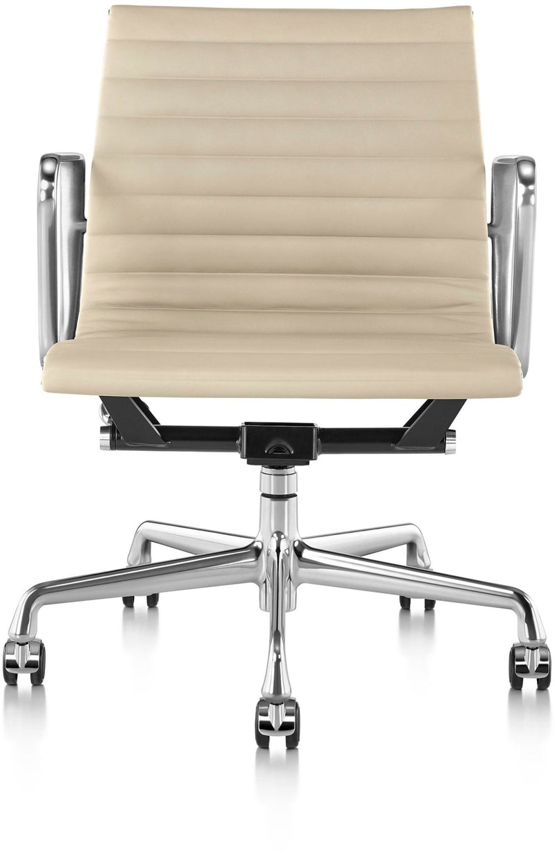 Eames® Aluminum Group Management Chair - Herman Miller® - Chairs - Glides with Manual Seat - Height Adjustment - Polished Aluminum - Prone Obsidian - HORNE
