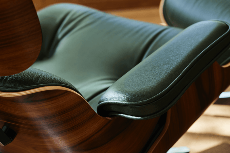 Eames® Lounge Chair and Ottoman - Leather - Herman Miller® - Chairs - Classic - Oiled Walnut - Prone Obsidian - HORNE